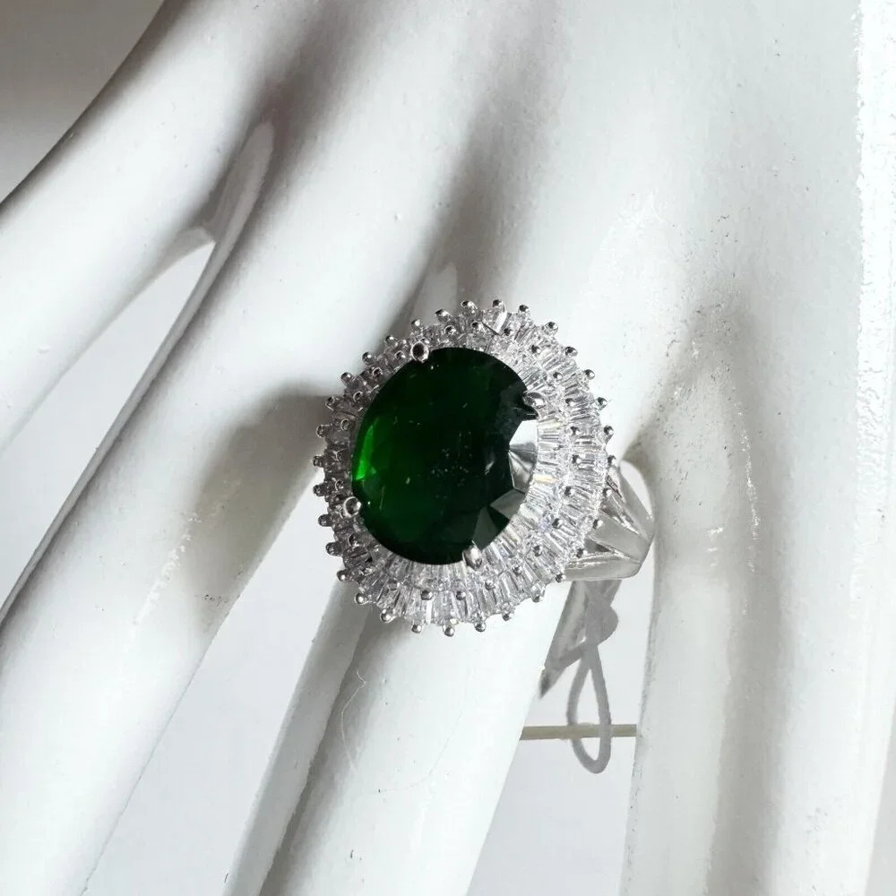 Cate D'Argent Green Stone Sterling Silver CZ Larg Coctail Ring 9